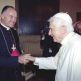Quand la FSSPX prend une « timide » défense de Benoît XVI:  Lettre de Mgr Bernard Fellay aux amis et bienfaiteurs de la Fraternité Sacerdotale Saint-Pie X
